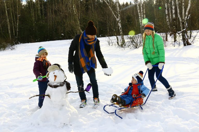5 Great Ways to Bond with Your Child This Winter